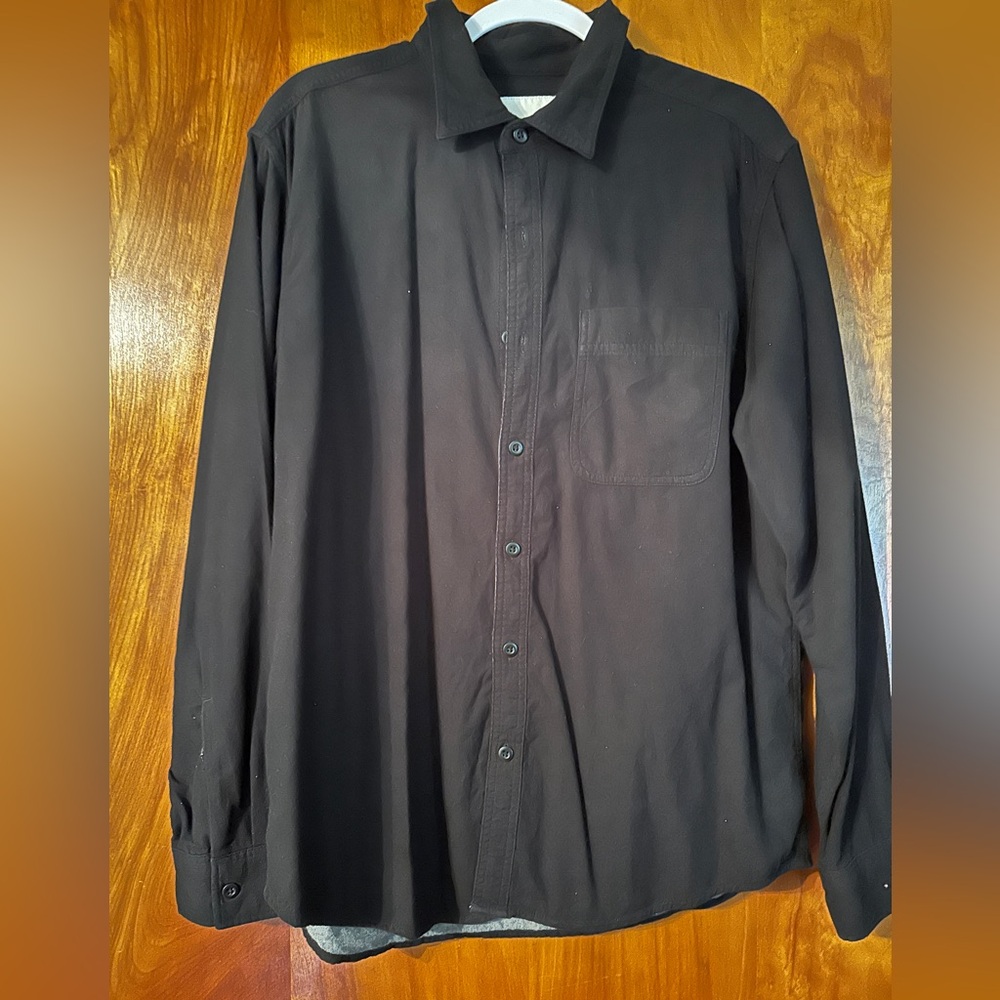 American Eagle Outfitters Men's Black Button Down Shirt